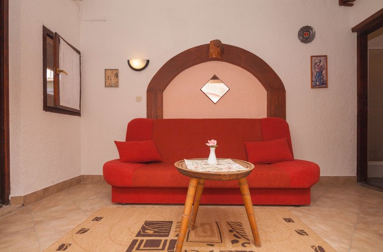 Others 5, Apartment Milorad 324, Medulin