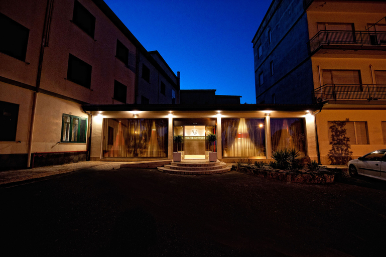 Exterior & Views 2, Hotel Villa Sturzo, Catania