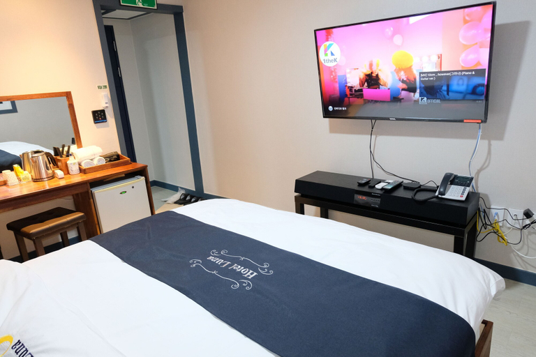 Bedroom 2, Hotel Luna, Jeonju