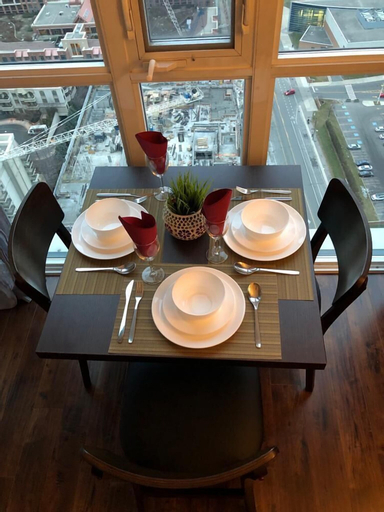 Others 4, Galaxy Suites Square One Unit 3201, Peel