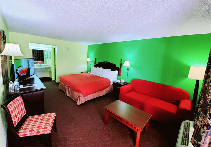 Bedroom 2, Executive Inn, Allen