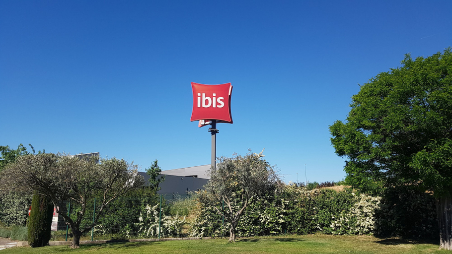 Exterior & Views 2, ibis Aix-en-Provence, Bouches-du-Rhône