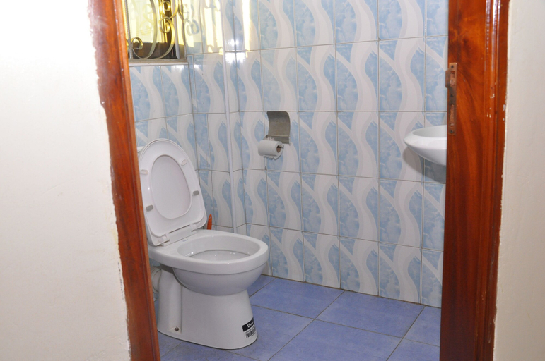 Bathroom, Teo Hotel, Jinja