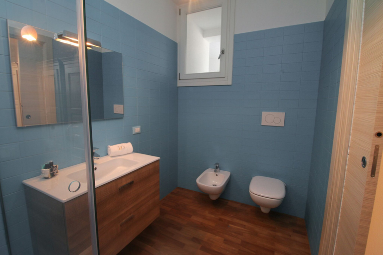 Bathroom 4, TD Villa Caterina Direct Access to the Sea, Bari