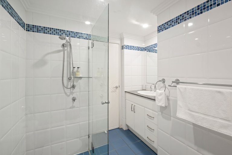 Bathroom 3, On the Beach Getaway, Port Stephens