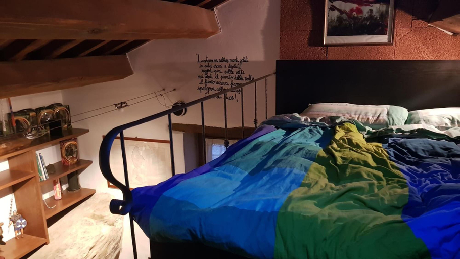 Bedroom 4, Alla Battuta, Arezzo