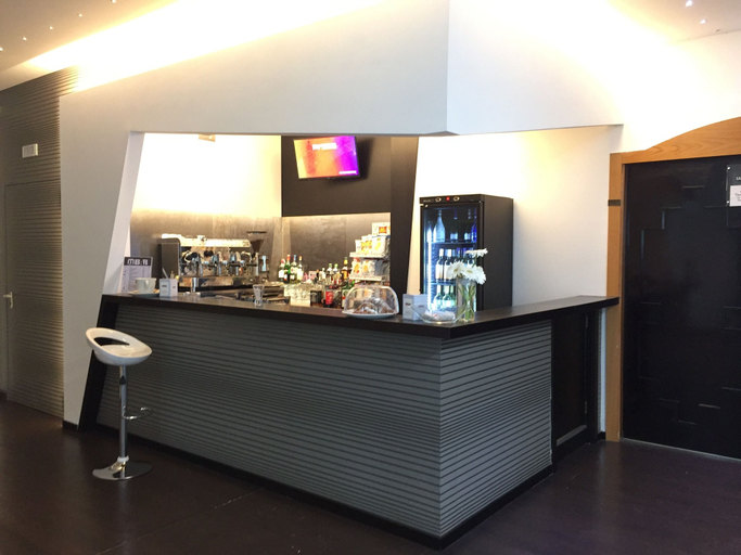 Food & Drinks 5, Mediterranea Hotel & Convention Center, Salerno