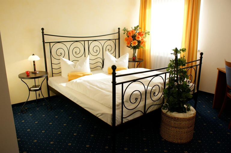 Bedroom 4, Hotel Haslbach FGZ, Regensburg