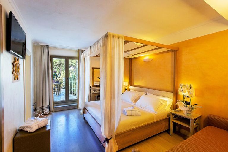 Bedroom 3, JR Resort Logos Forte dei Marmi, Lucca