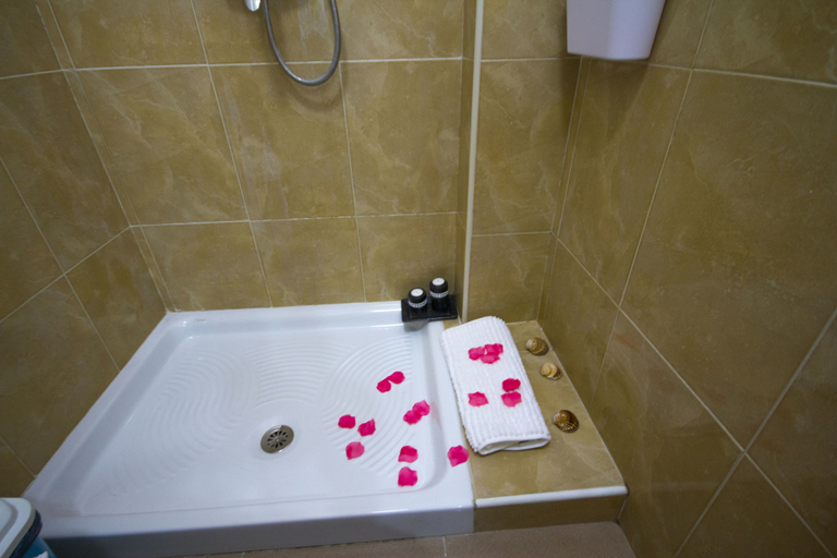 Bathroom 4, Beach Apartment Mediterráneo Torrox, Málaga