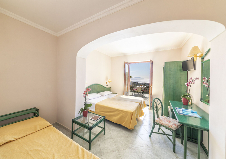 Bedroom 2, Hotel Belvedere, Napoli