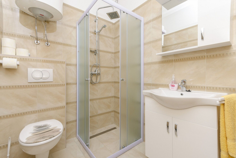 Bathroom 3, Apartments New Home, Vodice