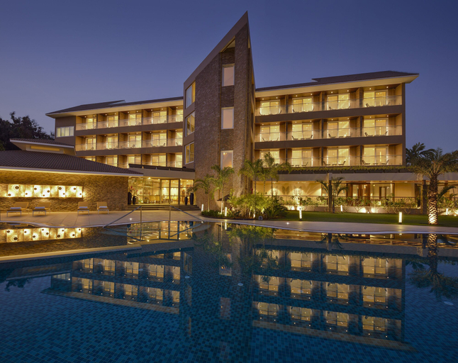 Exterior & Views 2, Kabir Hotel & Spa, Vadodara