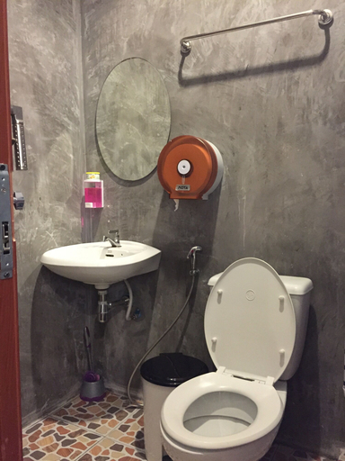 Bathroom 2, Moonrise Hostel Koh Phangan - Adults Only, Ko Phangan