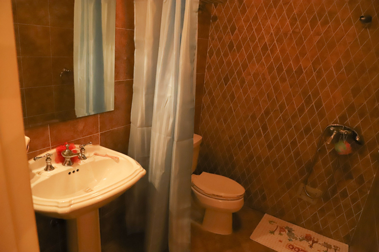 Bathroom 3, Glory's house, Beijing