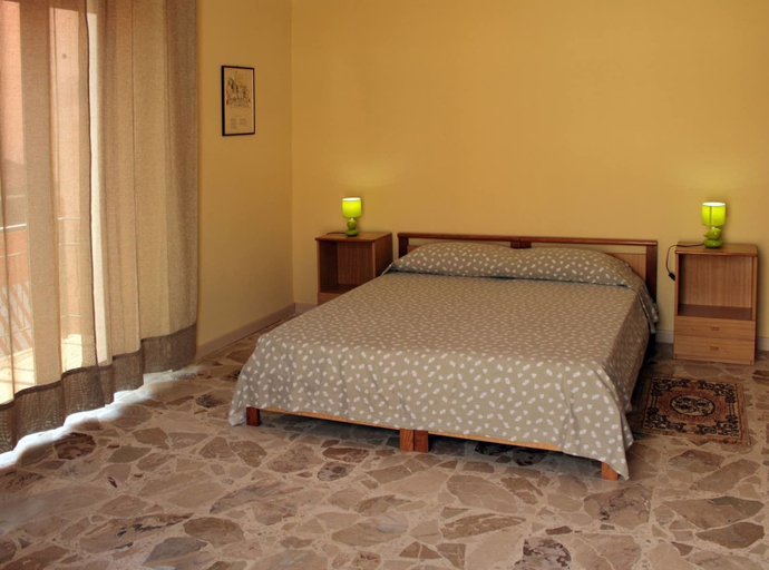 Bedroom 3, B&B Pinarina, Catanzaro