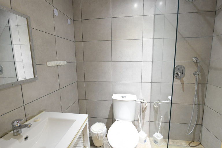 Bathroom 5, Amdar Hotel & Hostel