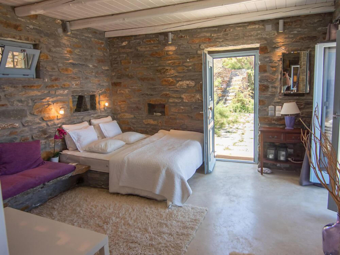 Bedroom 2, Villa Sandra Maria, South Aegean