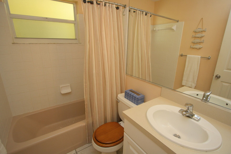 Bathroom 4, Outrigger Resort by RVA, Manatee