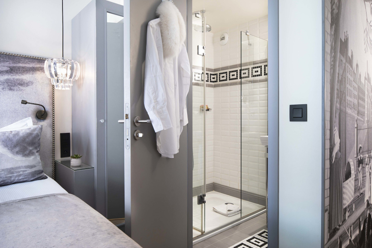 Bathroom 4, Hôtel Monsieur & Spa, Paris