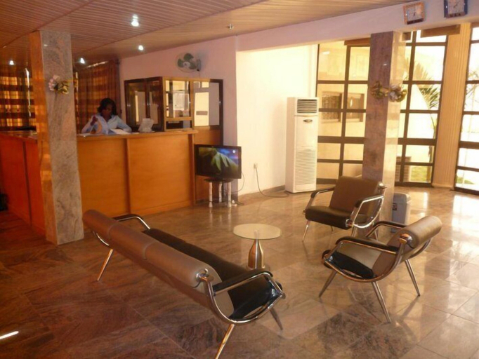 Others 4, Badala Hotel Kano, Gezawa