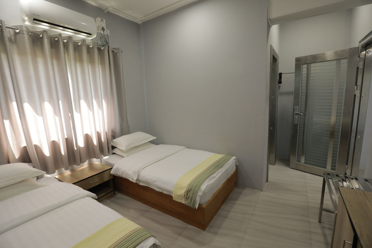 Bedroom 3, Hotel Popular Kyaik Hto, Thaton