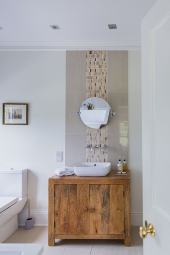 Bathroom 4, Bridstow Guest House, Herefordshire