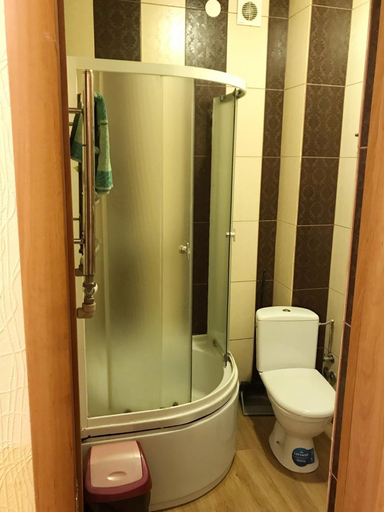 Bathroom 3, U Olega, Drohobyts'ka