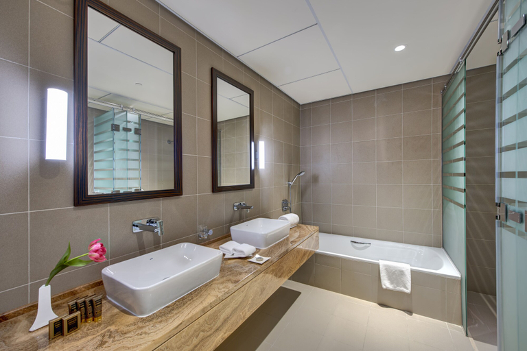 Bathroom 5, Remal Hotel