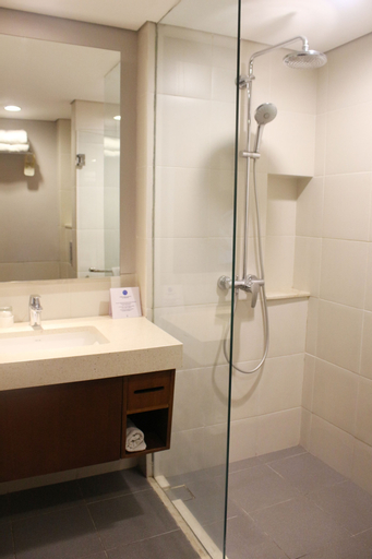 Bedroom 5, Novotel Bukittinggi, Bukittinggi