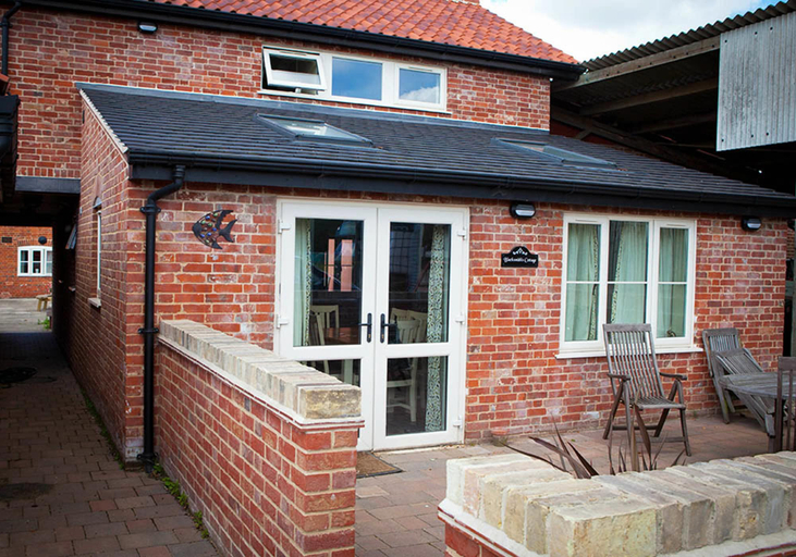 Others 3, Damerons Farm Cottages, Suffolk