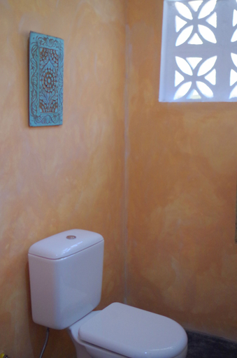 Bathroom 4, Mbuyuni Beach Village - Bungalows, Kusini