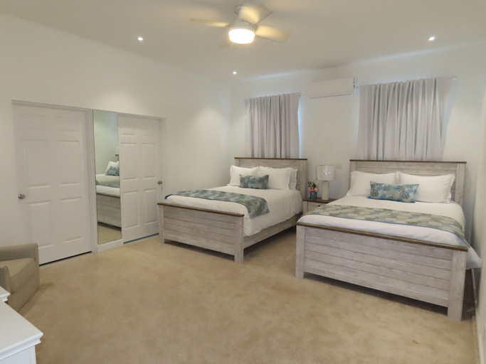 Bedroom 2, The White House TCI Guest House