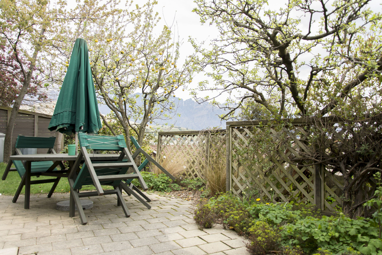 Others 3, Cosy, Queenstown-Lakes