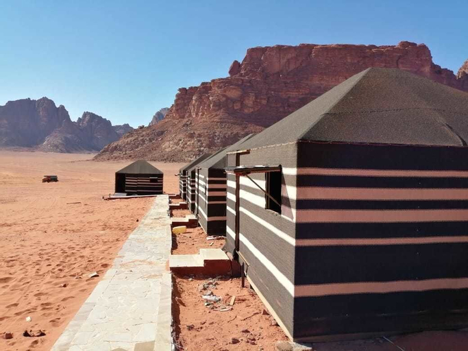 Atlantis Rum Camp, Aqaba