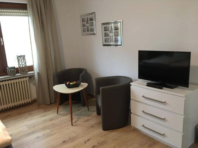 Others 2, Best APARTMENTS, Lippe