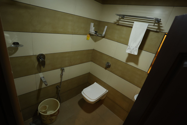 Bathroom 3, Balaji Regency Kanhangad, Kasaragod