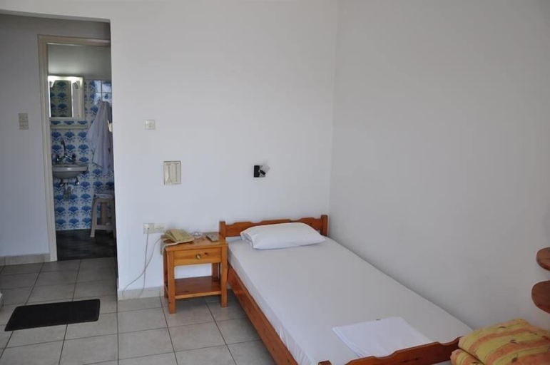 Bedroom 3, Nora Hotel, Crete