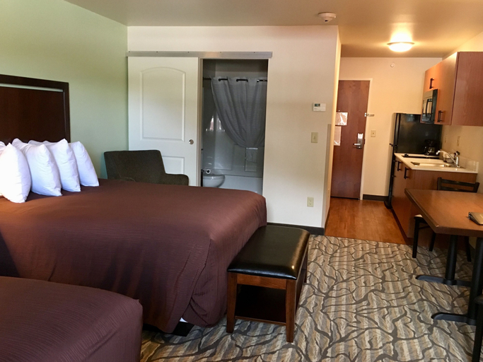 Bedroom 3, Aspen Suites Hotel Homer, Kenai Peninsula