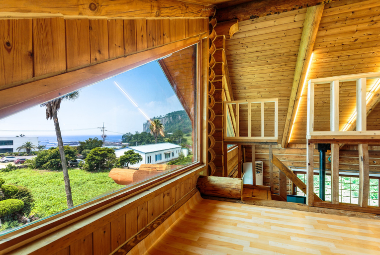 Others 1, Ocean Log Pension, Seogwipo