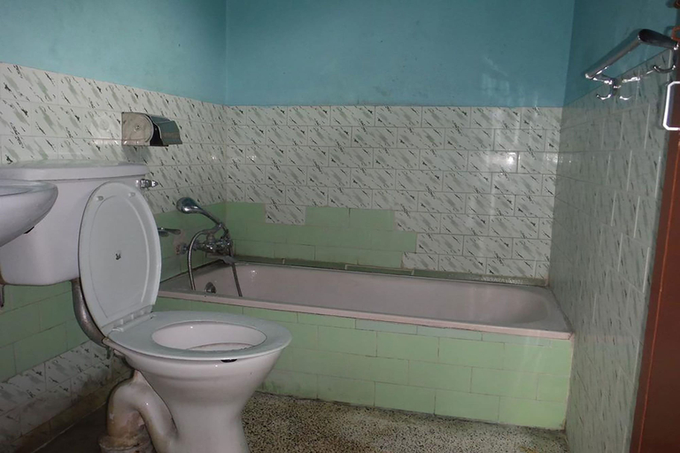Bathroom, Hotel UNI Pokhara, Gandaki