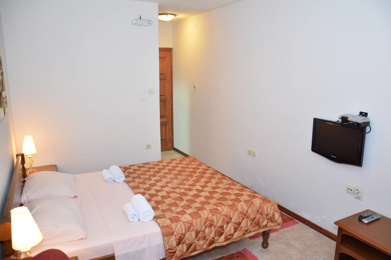 Bedroom 3, Hotel Dubrava