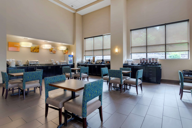 Food & Drinks 5, Comfort Suites Kingsport South, Sullivan