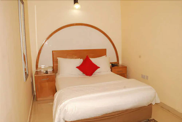 Bedroom 3, Airside Hotel, Accra