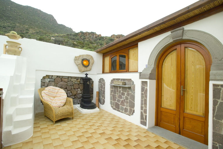 Exterior & Views 2, B&B da Luca, Messina