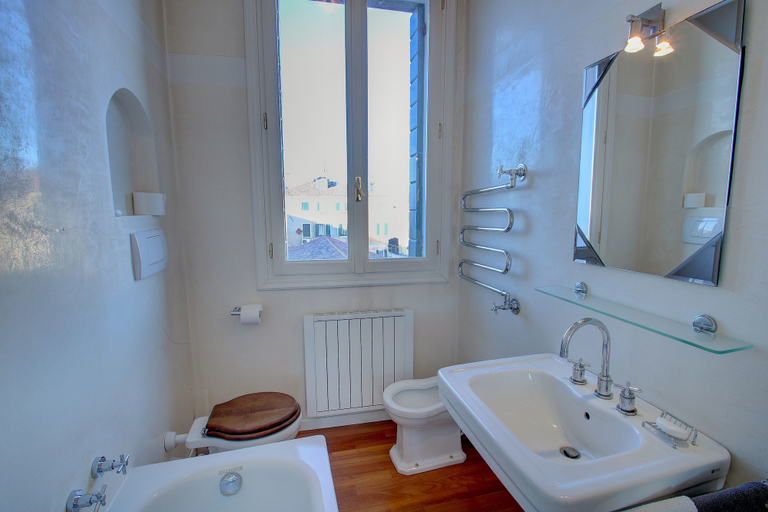 Bathroom 4, PATRIZIO panoramic view, Venezia