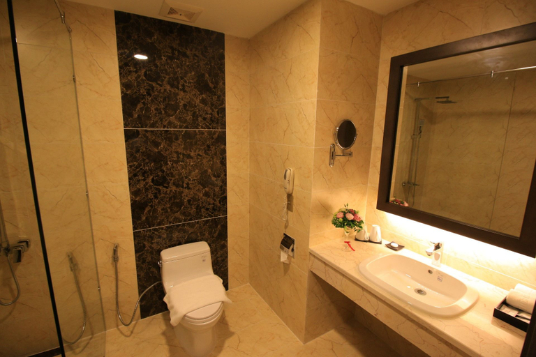Bathroom 5, Muong Thanh Luxury Can Tho Hotel, Ninh Kiều