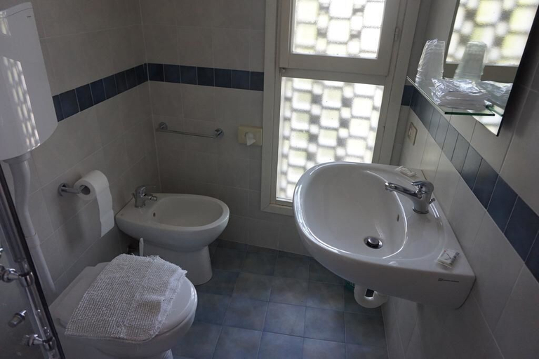 Bathroom 5, Hotel Giardino, Forli' - Cesena