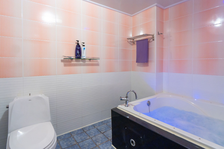 Bathroom 4, Molina Pension, Gyeongju