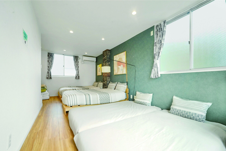 Bedroom 2, Umeda Yukinoyado, Osaka